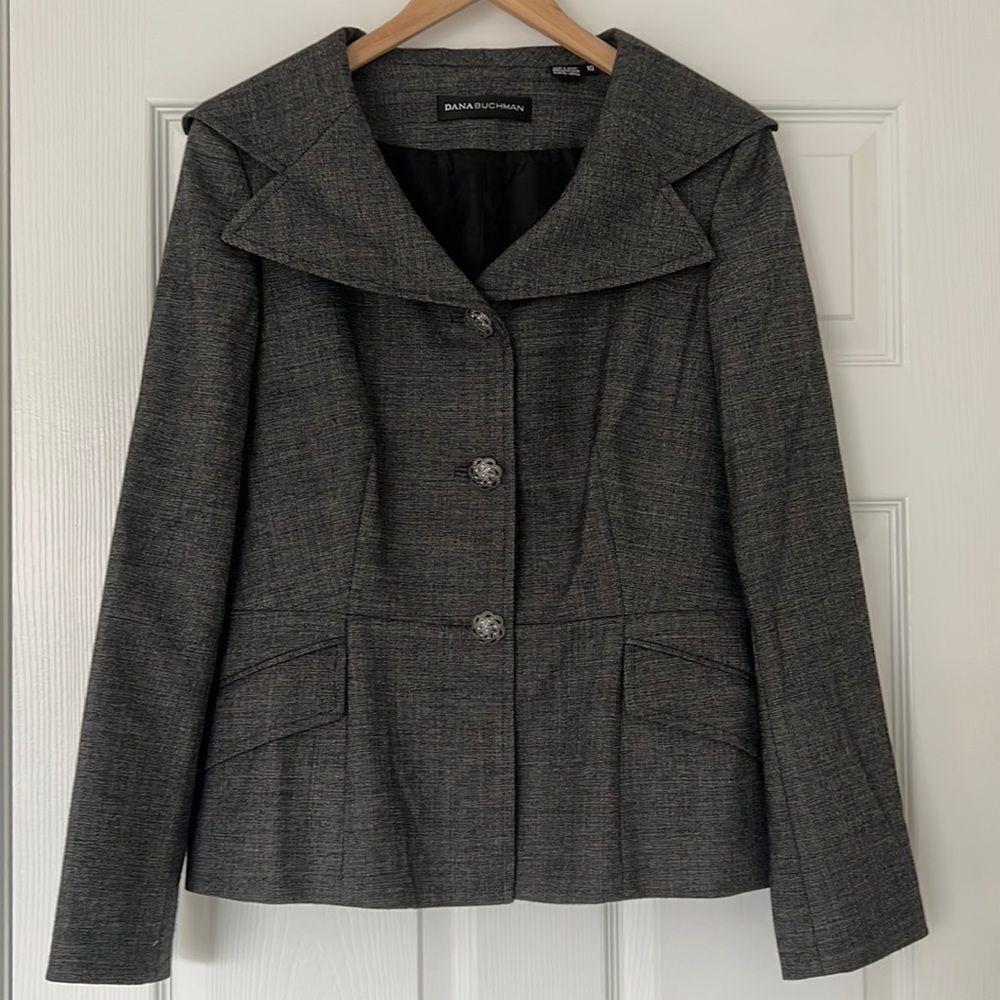 Dana Buchman gray blazer décor down Sz 10